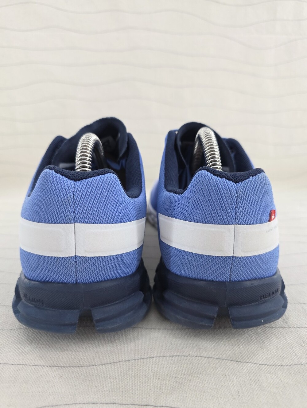 On Running Womens Cloudflow Blue White CloudTec Sneaker Shoes 35.99233 Size 8.5 - Picture 7 of 14